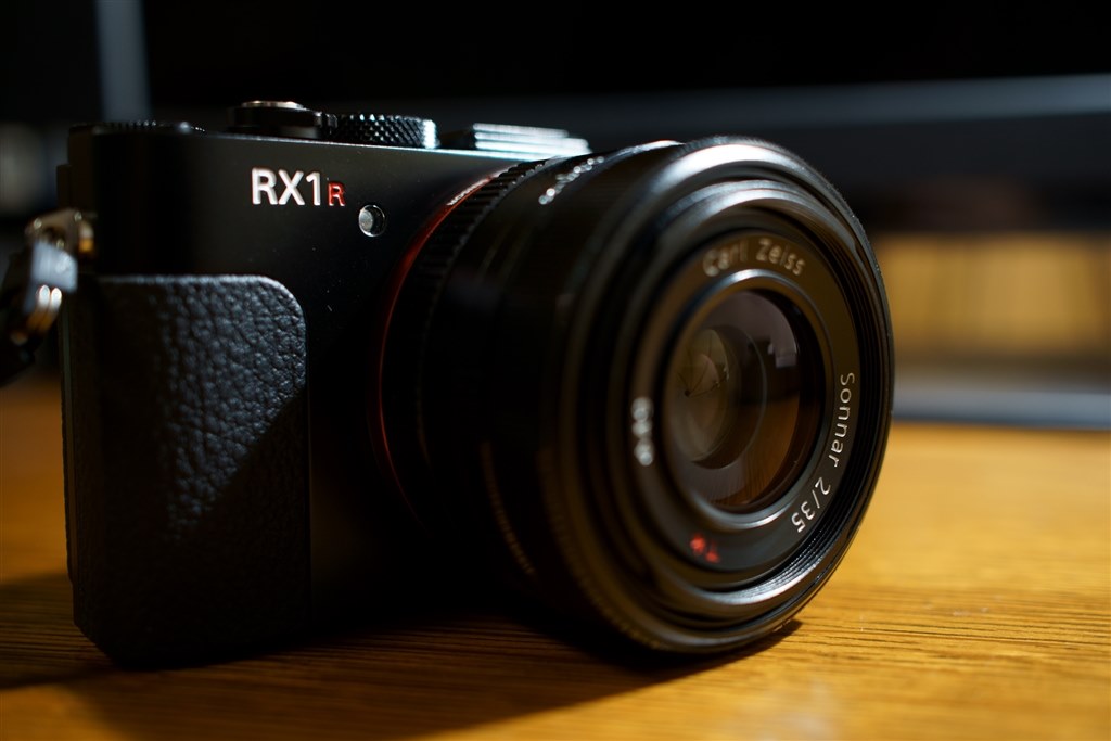 極美品 初代RX1R review_626522_f.jpg
