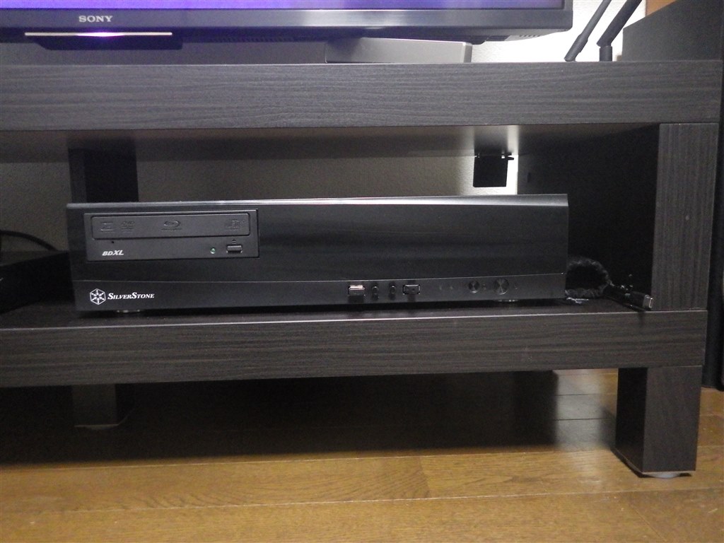 それなりの拡張性を持ったそれなりにコンパクトなHTPC用ケース