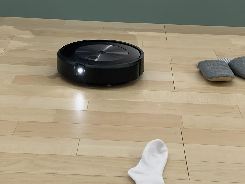 ペットの排泄物を避けられる ルンバの新モデル』 iRobot ルンバ j7+ 