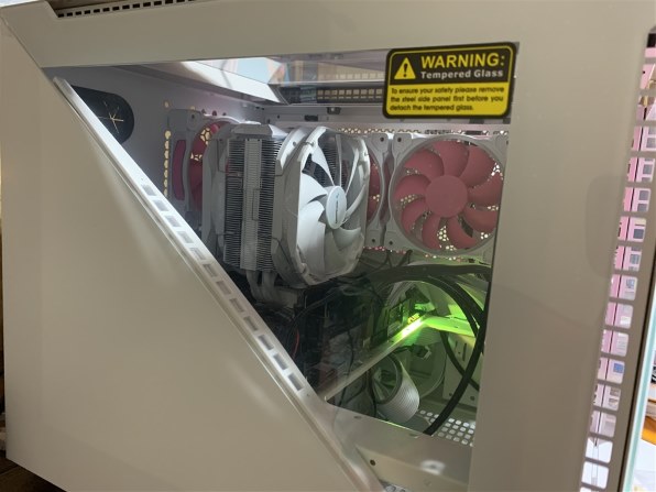 Thermaltake Divider 200 TG Snow CA-1V1-00S6WN-00 [ホワイト]投稿