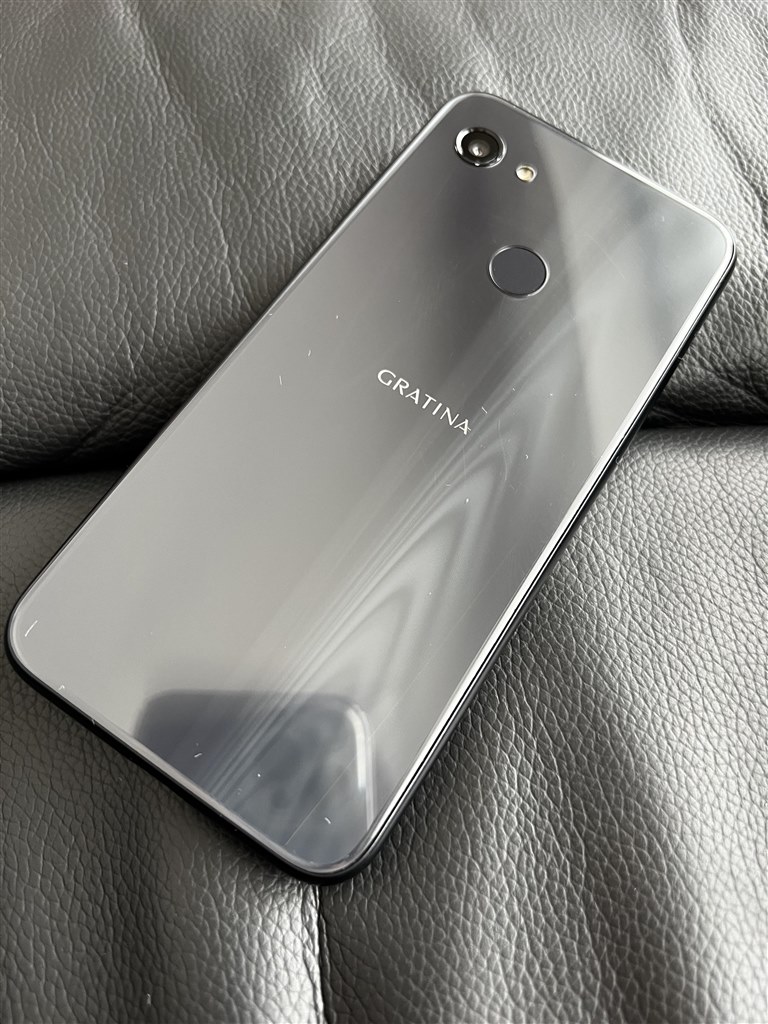 ★スマホ　京セラGRATINA KYV48 32GB 黒白2台セット ☆スマホ 京セラGRATINA KYV48 32GB 黒白2台セット - メルカリ