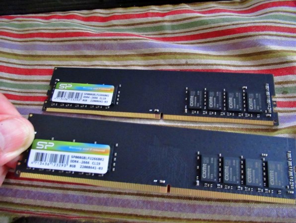 [中古] デスクトップ用メモリ DDR4-2133 16GB（8GBx2）「Crucial CT2K8G4DFS8213」 シリコンパワー ノートPC用メモリ DDR4-2133 (PC4-17000) 8GBX2枚