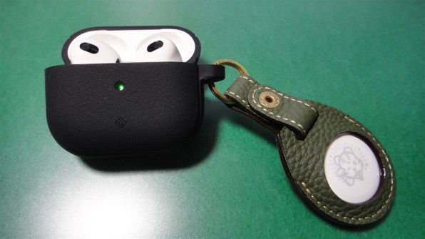AirPods 第三世代 ケース、車の鍵に付けました。』 Apple AirTag 1