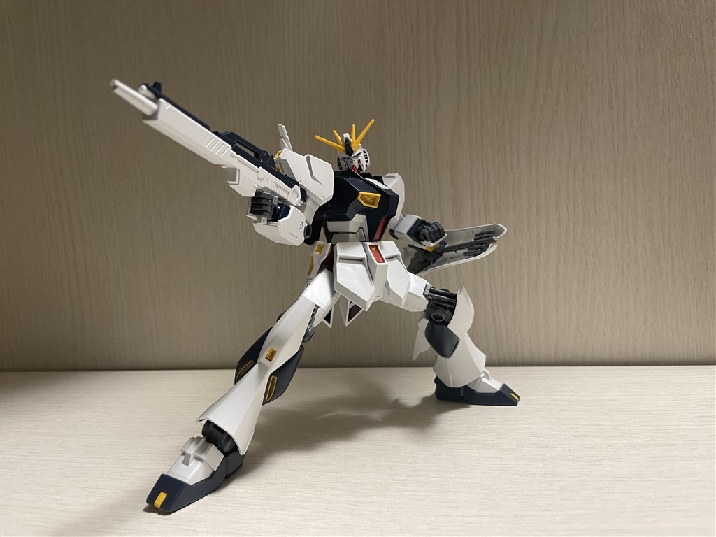 塗装箇所が激減し、簡単に満足度高い完成品が得られる』 BANDAI ENTRY GRADE 1/144 νガンダム 東方不在さんのレビュー評価・評判  - 価格.com