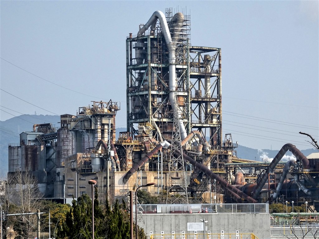 オールマイティに何でも撮れる！』 パナソニック LUMIX DC-FZ85 乃木坂