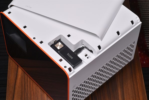 入門機としての要件を一通り満足。輝度3000lmはお値段以上の価値