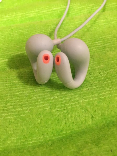 ambie wireless earcuffs [Cactus Green] 価格比較 - 価格.com
