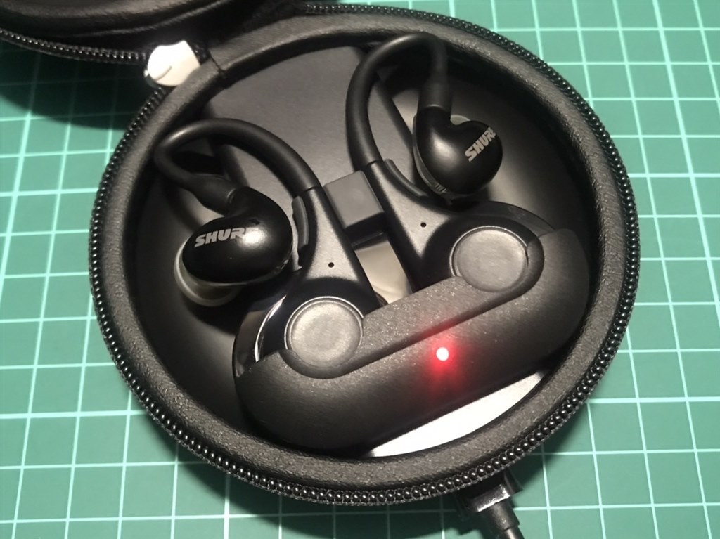 極細繊維クロス 【充電ケースのみ】SHURE RMCE TW-2 TRUE WIRELESS