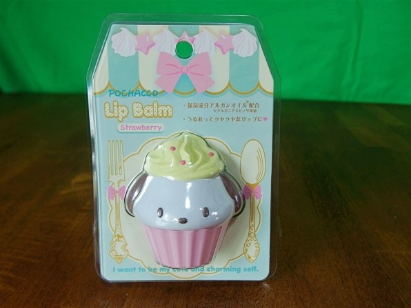サンリオ　ポチャッコ　コラボ　クレヨン形リップクリーム サンリオ ポチャッコ コラボ クレヨン形リップクリーム