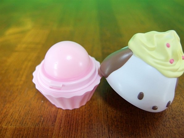 サンリオ　ポチャッコ　コラボ　クレヨン形リップクリーム サンリオ ポチャッコ コラボ クレヨン形リップクリーム