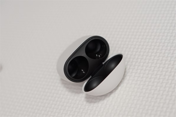 Google Pixel Buds Pro [Charcoal]投稿画像・動画 - 価格.com