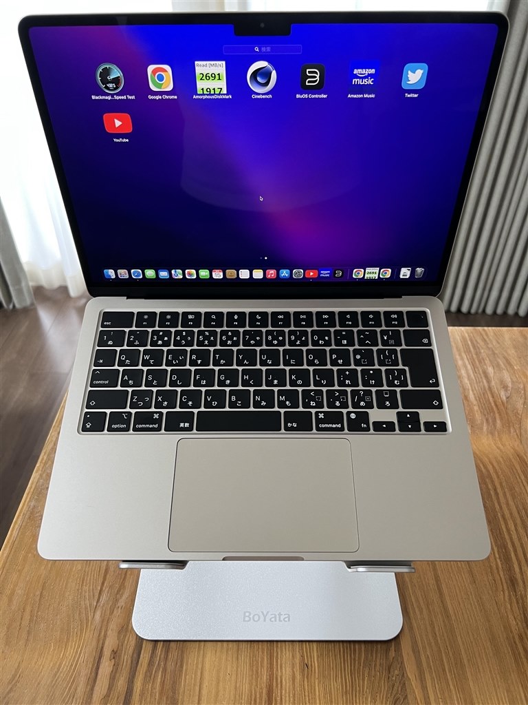 Apple MacBook Air スターライト MLY13J A 新品