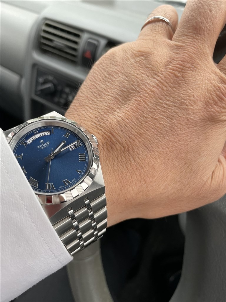 腕時計(アナログ)未使用品チューダーロイヤル 28600 ブルーダイヤル 国内正規品