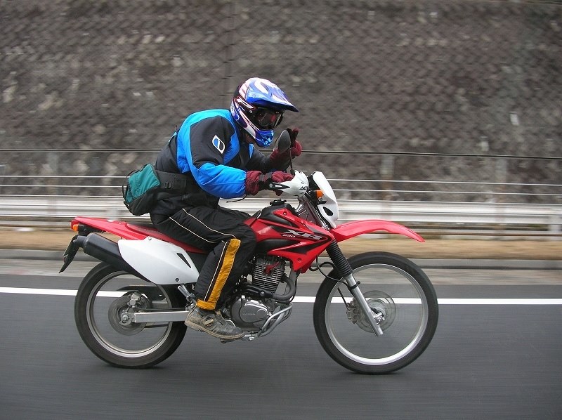 後継機希望 初心者にはこういうバイクが欲しい』 ホンダ XR230 BAJA人さんのレビュー評価・評判 - 価格.com