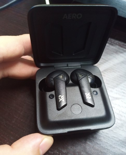 XRD-XAW-01 ワイヤレスゲーミングイヤホン AERO Wireless Amazon.co.jp: XROUND AERO Wireless (エアロワイヤレス