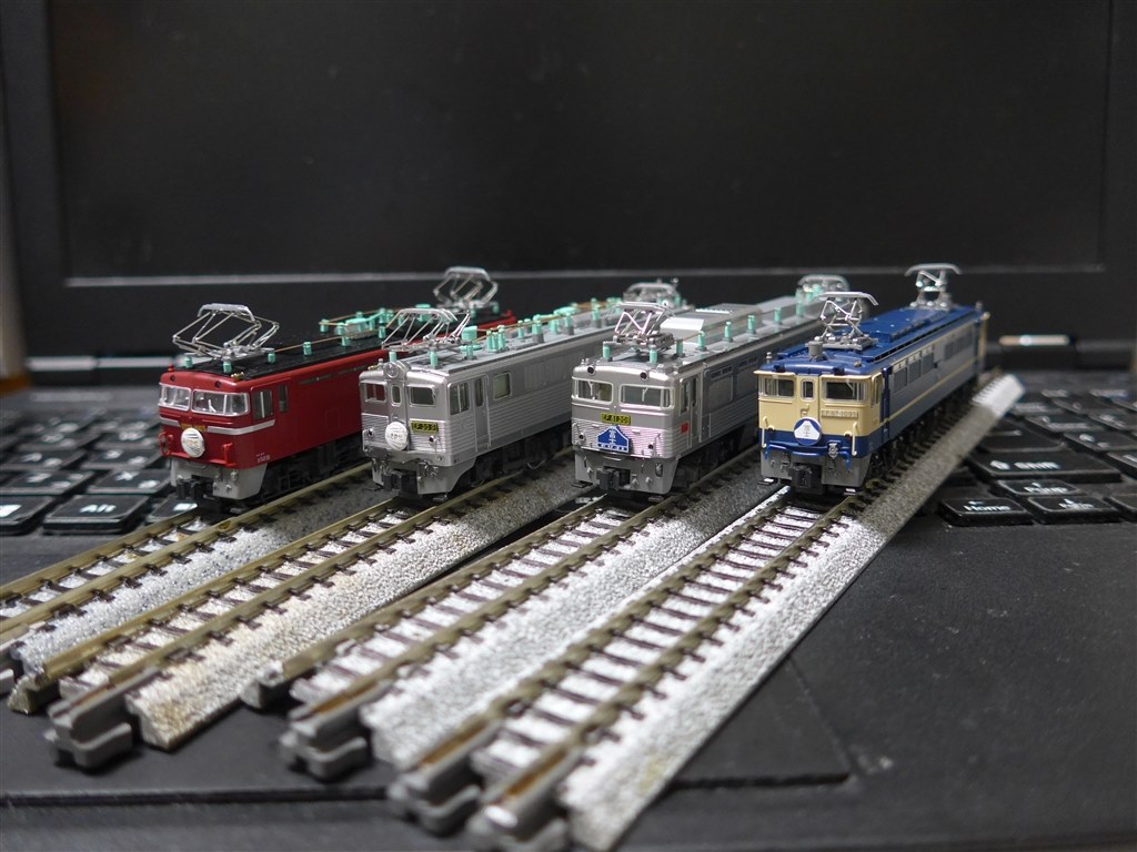 関門トンネルの新たな主』 カトー EF81 300 3067-1 spidervさん