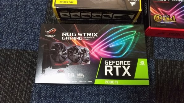 ASUS ROG-STRIX-RTX2080TI-11G-GAMING [PCIExp 11GB]投稿画像