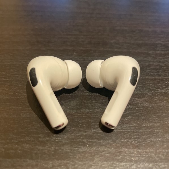 KUKUNAストア 偽物??本物??』 Apple AirPods Pro MWP22J/A のクチコミ