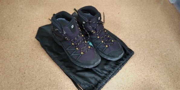 軽くてゴアテックスだが少し幅細い』 サロモン DAINTREE MID