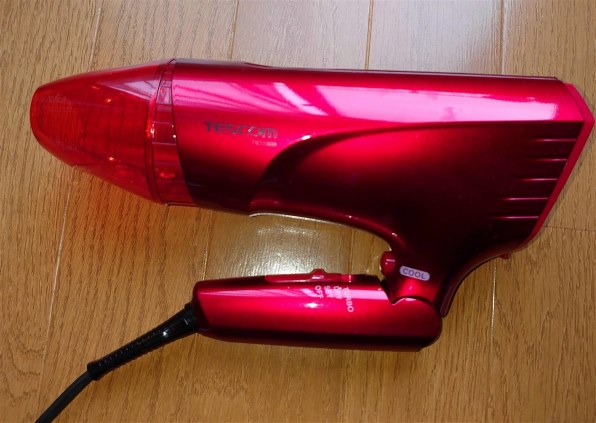 新品】テスコム ヘアドライヤー プロテクトイオン 大風量レッド TID2400B テスコム プロテクトイオン ヘアードライヤー レッド TID2400B(R