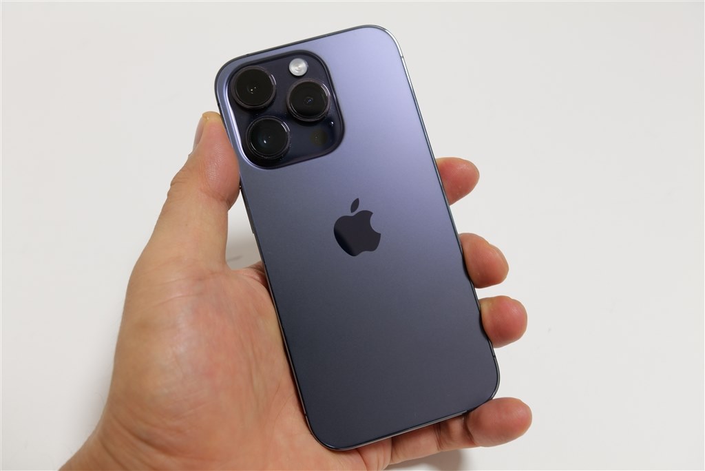 カメラが大進化、小ぶりなボディーで手軽に高画質撮影を楽しめる』 Apple iPhone 14 Pro 1TB SIMフリー [ディープパープル]  ジャイアン鈴木さんのレビュー評価・評判 - 価格.com