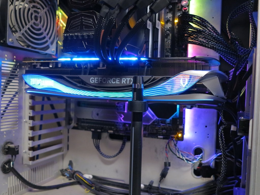 性能はモンスター級なのにGPU温度が低く長時間の使用でも安心』 ZOTAC