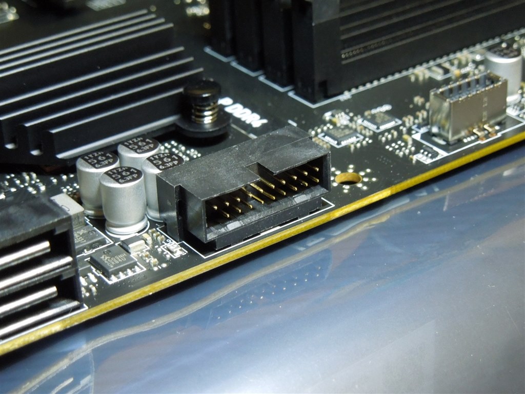 PRO B660M-E DDR4のメモリ4スロット版？』 MSI PRO B660M-P DDR4