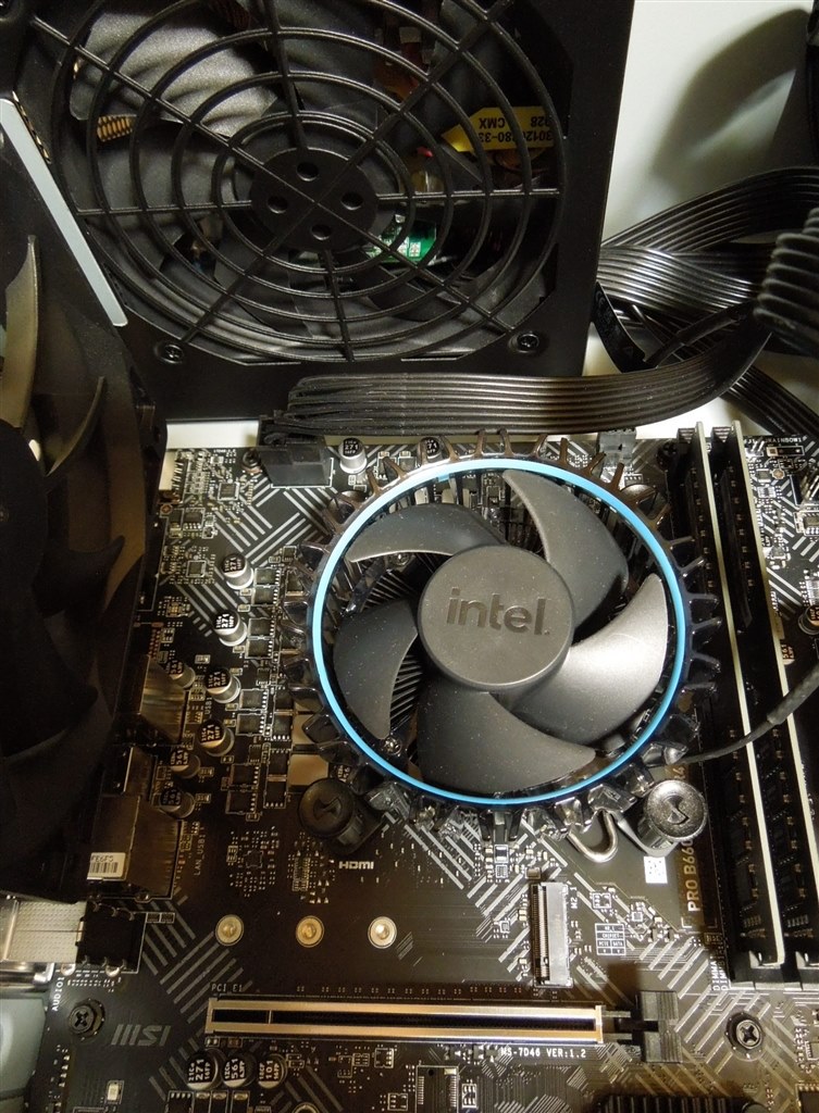 i5-8600 vs i3-12100』 インテル Core i3 12100 BOX うたたね猫さんの