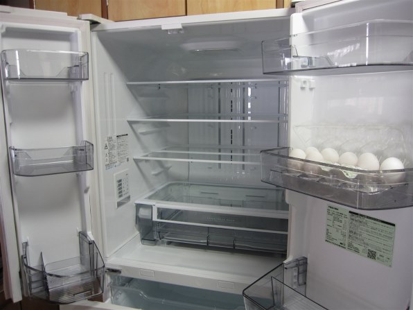 【アウトレッ】 東芝 GR-U550FH(EW) グランホワイト VEGETA 冷蔵庫 (551L・フレンチドア