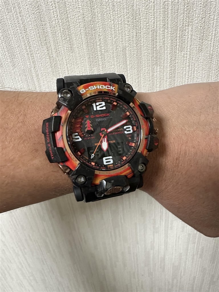 買ってみました。』 カシオ G-SHOCK 40th Anniversary Flare Red