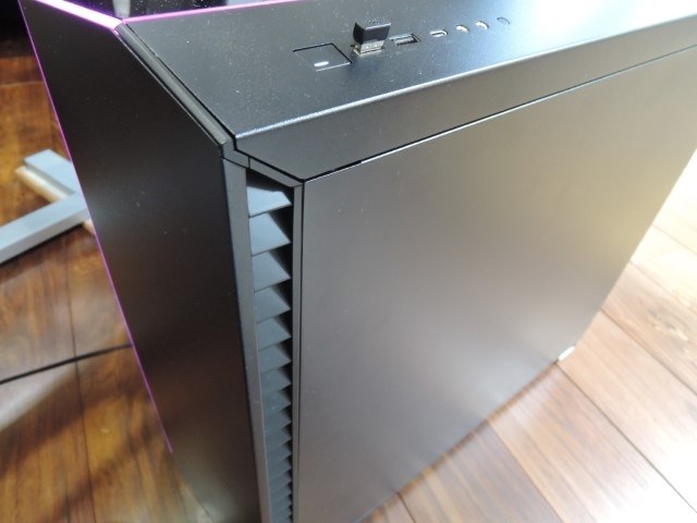 安い割によい』 Fractal Design Vector RS Tempered Glass FD-C