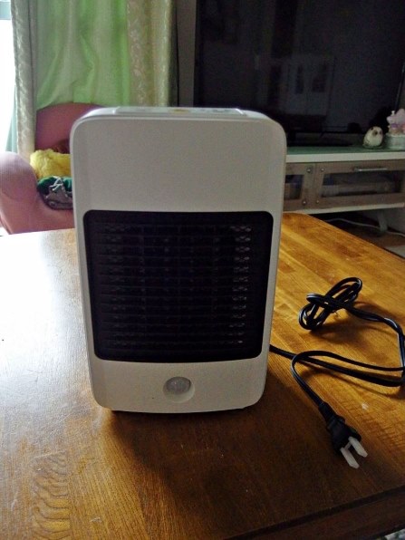 アイリスオーヤマ セラミックファンヒーター JCH-M082T ホワイト Amazon | アイリスオーヤマ セラミックファンヒーター
