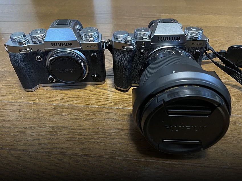 FUJIFILM X-T3 ボディ 富士フイルム シルバーバッテリーチャージャー 