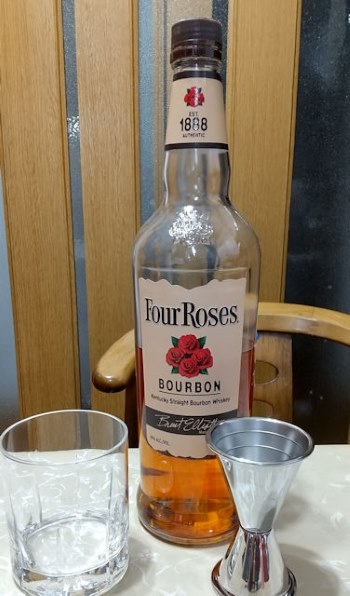 フォアローゼズ フォアローゼズ 40度 700ml 価格比較 - 価格.com