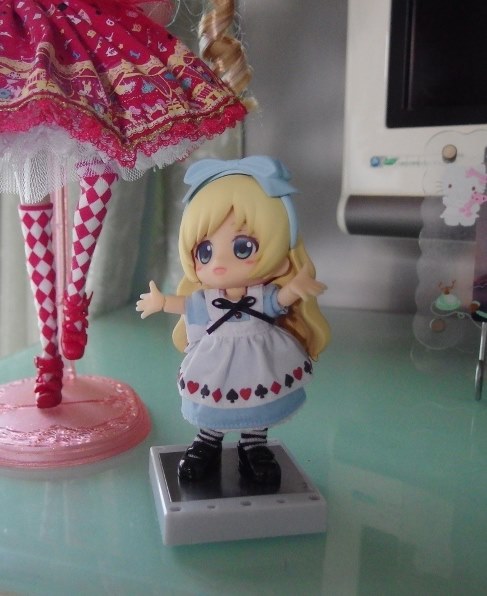 KOTOBUKIYA - キューポッシュフレンズ アリス-Alice- 完成品 可動フィギュア(ADE29) コトブキヤ Amazon.co.jp: コトブキヤ キューポッシュフレンズ アリス
