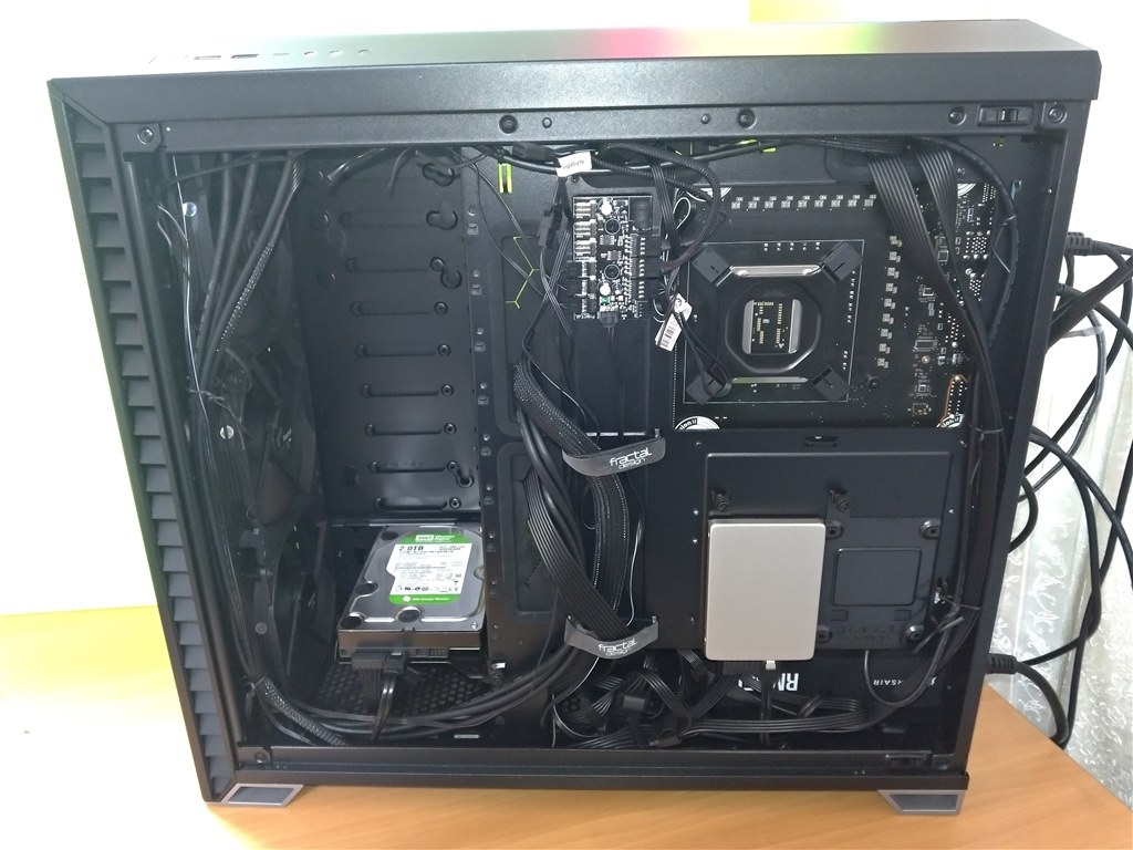 Vector RS FD-C-VER1A-02 ミドルタワー PCケース ダーク