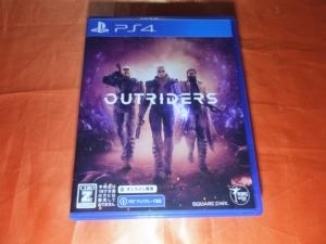 スクウェア・エニックス OUTRIDERS [PS4] 価格比較 - 価格.com