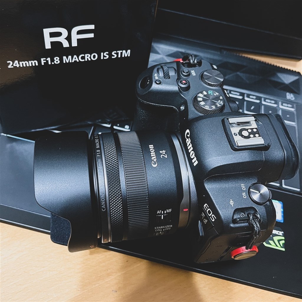 RF24mm F1.8 MACRO IS STM - レンズ(単焦点)