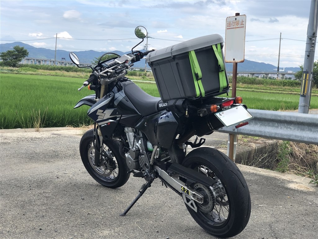 【実動車取外し】DR-Z400SM（2009）ヘッドライトカウル　SUZUKI 実動車取外し】DR-Z400SM（2009）ヘッドライトカウル SUZUKI