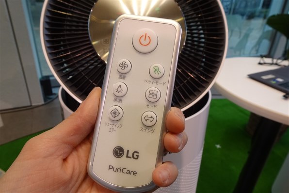 LG AS657DST0 PuriCare Pet 空気清浄機 シルバー medium03.jpg