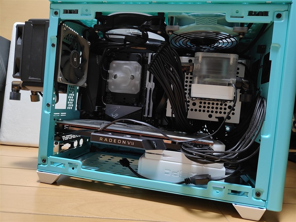 良品』 COOLER MASTER MasterBox NR200P MCB-NR200P-ACNN-S00 [シアン