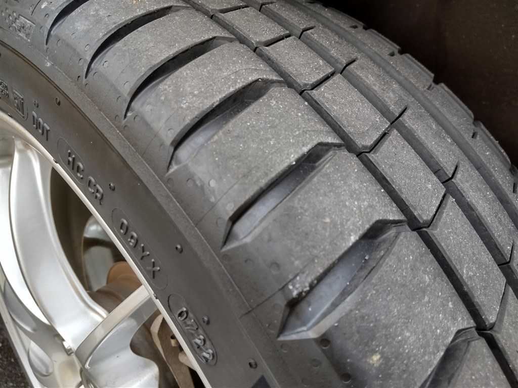 屋根下保管の良好品‼︎】PILOT SPORT 5 225 40 18 - メルカリ