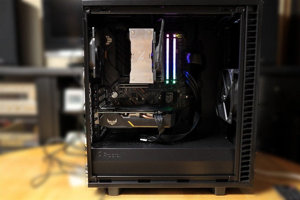 シンプルイズベスト』 Fractal Design Define 7 Compact Solid FD-C-DEF7C-01 [ブラック]  えうえうのパパさんのレビュー評価・評判 - 価格.com