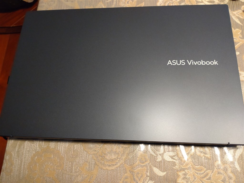 日本製より外国製が性能面では良いのかな?』 ASUS Vivobook 15X OLED