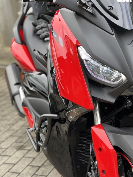 通年定番yamahaヤマハ用XMAX　オートバイ 汎用　ブレーキ　　ディスク　クランプ付き　直径267mm　５色選択可能　新品 その他