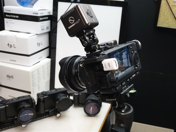 ソニーデジタルカメラ　サイバーショットRX0 プロが絶賛！ フィルムケース大の謎カメラ「RX0」の正体を暴く