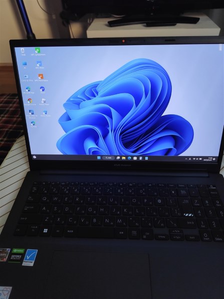 ASUS Vivobook Pro 15 OLED M6500QC Ryzen 5 5600H・16GBメモリ・512GB