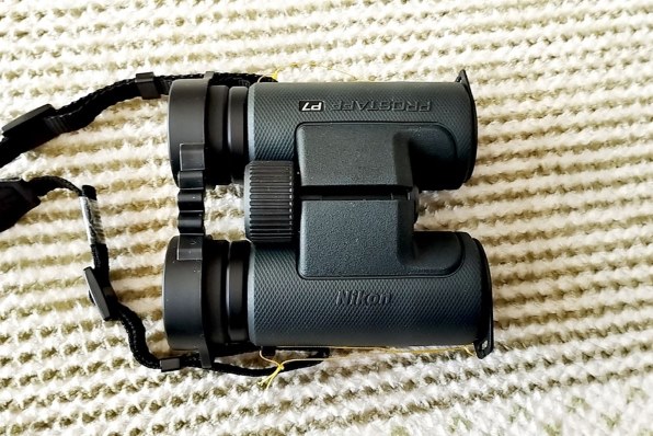 ニコン PROSTAFF P7 10x30 価格比較 - 価格.com