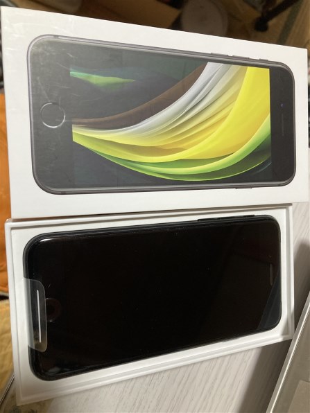 スマートフォン/携帯電話 スマートフォン本体 Apple iPhone SE (第2世代) 128GB SIMフリー [ホワイト] 価格比較 