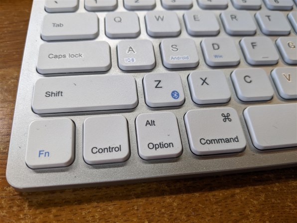 ANKER Ultra-Slim Bluetooth Keyboard A7726121 [ホワイト] 価格比較